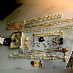 vintage costume jewelry lot